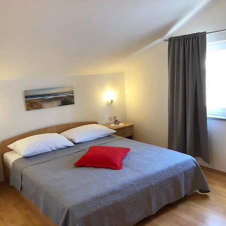 Apartments Saric Биоград на Мору Екстериор снимка